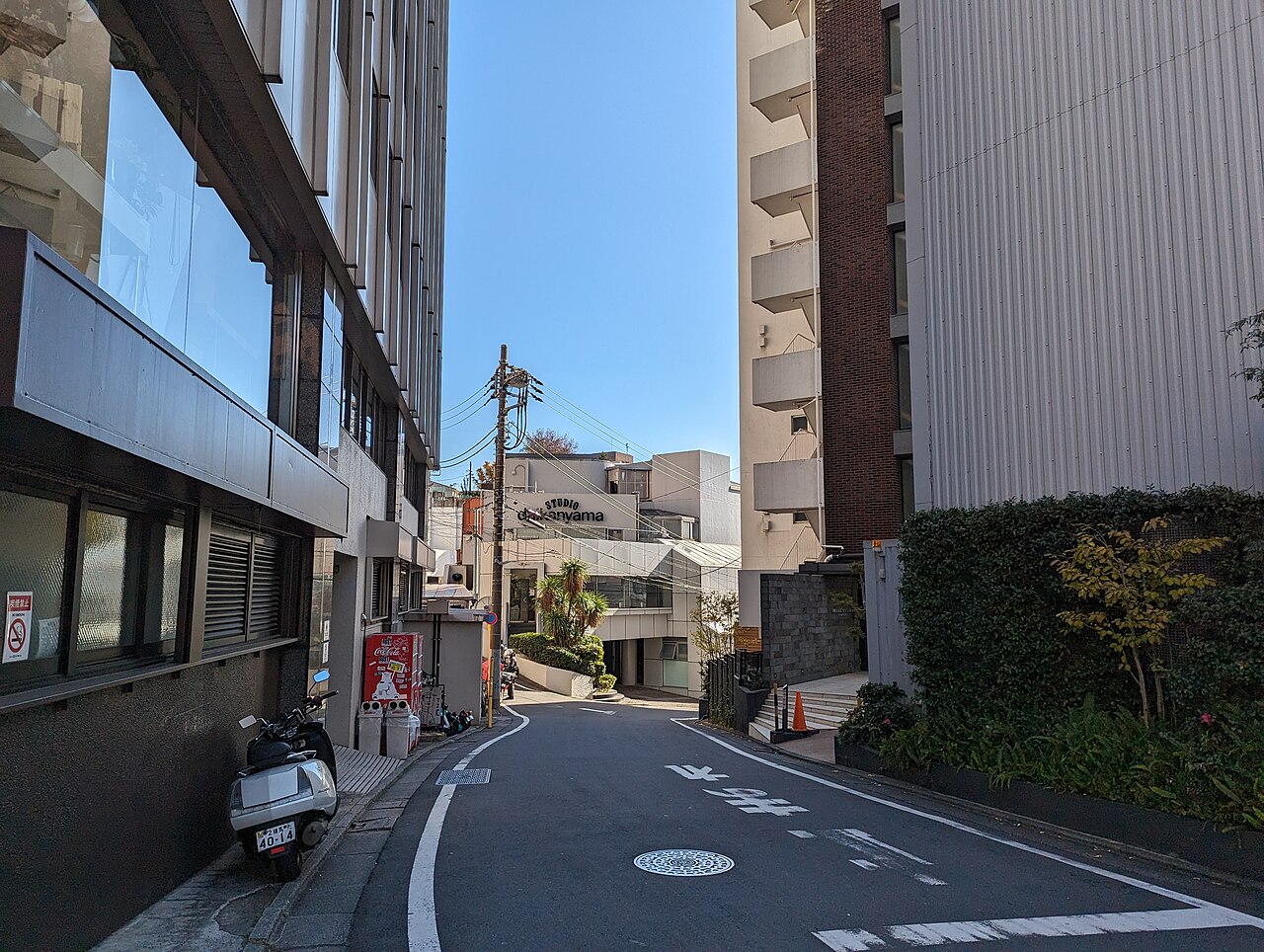 中目黒の静かな街路